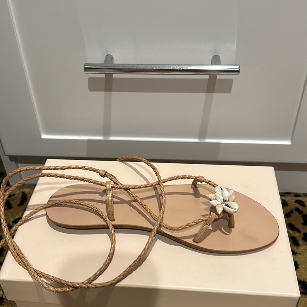 Loeffler Randall wrap around sandal- like new